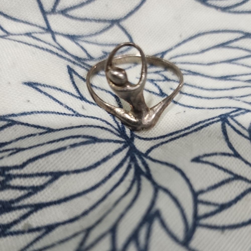 Elegant Silver Women's Ring